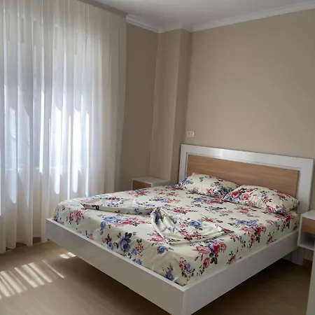 Appartement Mare & Sole Rr Kompleksit Golem (Tirana)