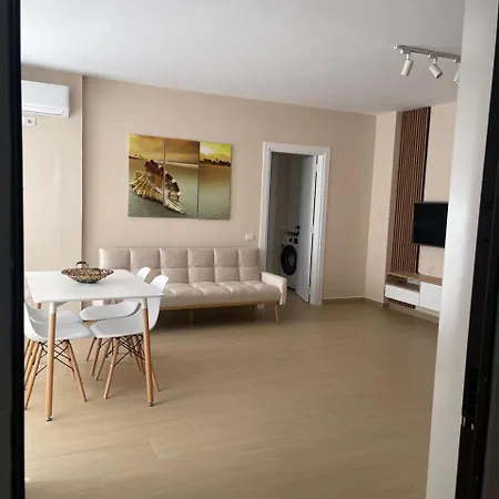 Mare & Sole Rr Kompleksit Golem (Tirana)